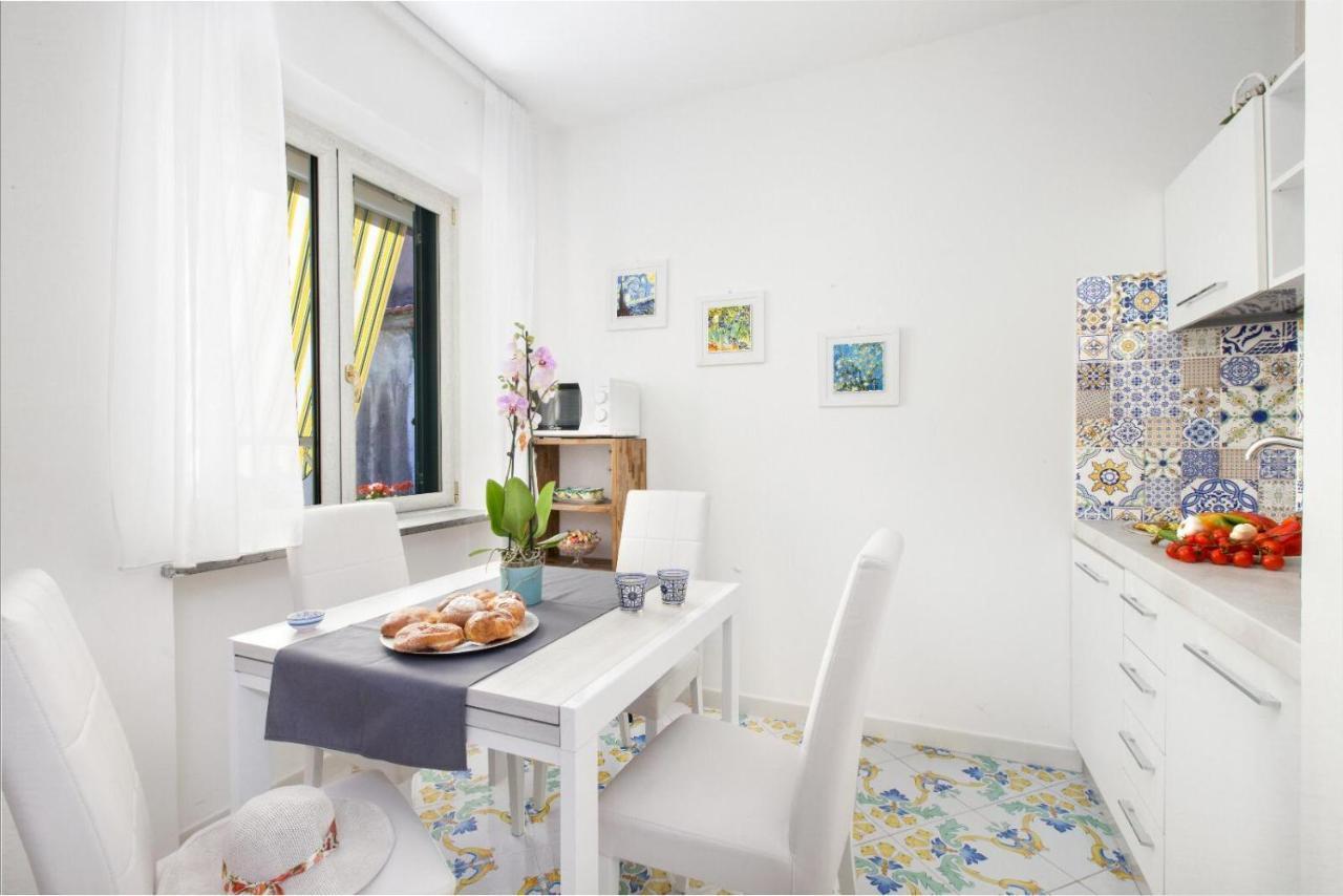 Millie Sorrento Suites Ngoại thất bức ảnh