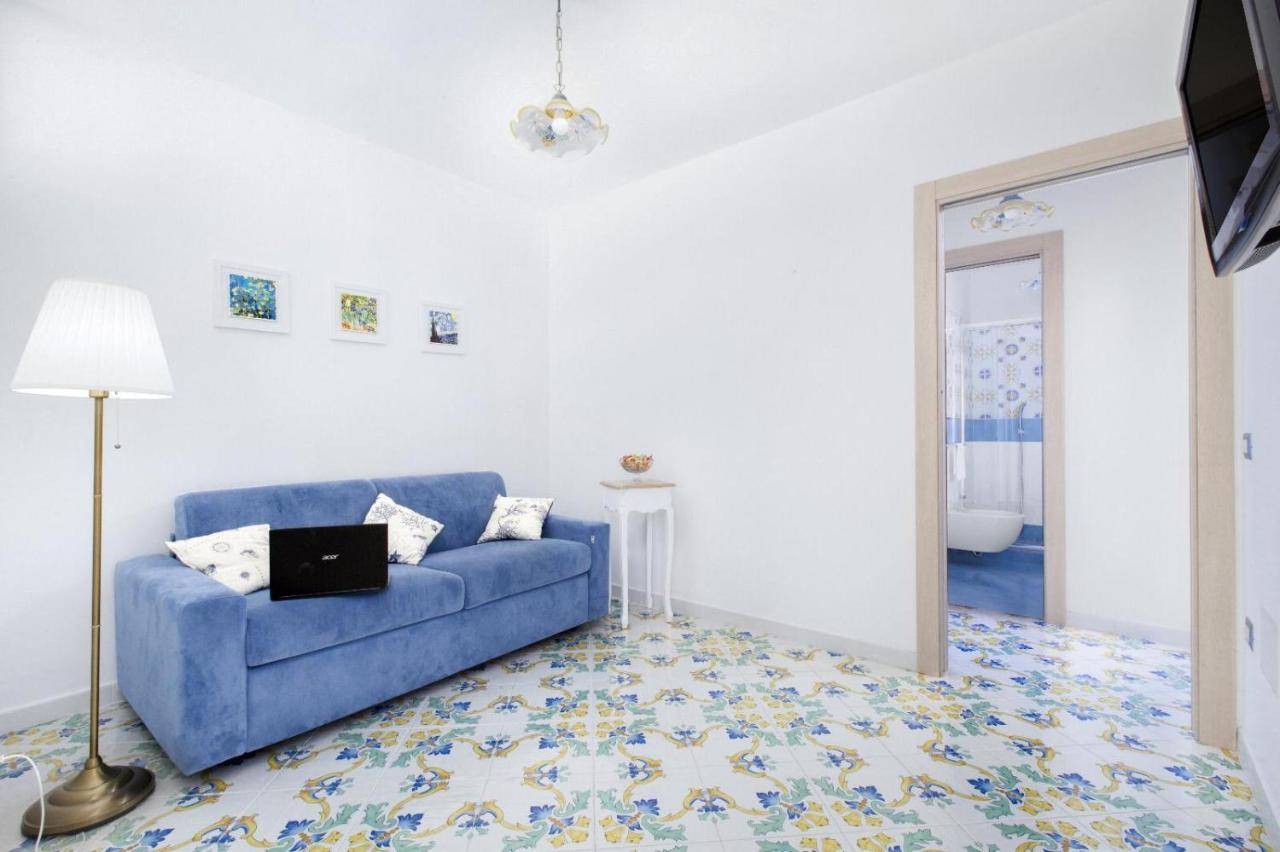 Millie Sorrento Suites Ngoại thất bức ảnh